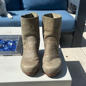 Sanita Danish brand clog boots